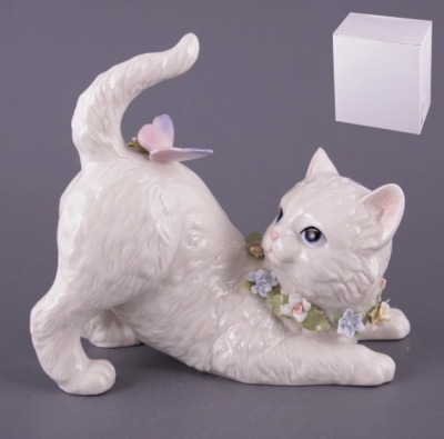 Статуэтка "кошка"высота=18 см длина=20 см. Porcelain Manufacturing (461-052) 