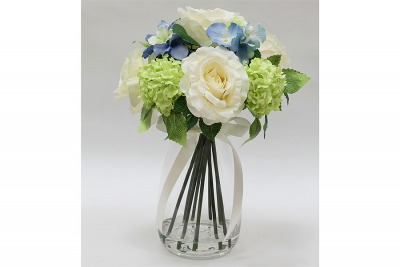 Декор.цветы Розы белые и гортензии салатовые в стекл.вазе - DG-F6706 Dream Garden