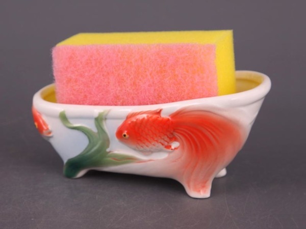 Подставка-ванночка для губки "рыбка" в комплекте с губкой длина=13 см. Hangzhou Jinding (58-552) 