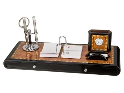 Набор "на стол руководителю": подставка + нож канцелярский + лупа + ручка + часы Guangzhou Weihong (D-371-095) 