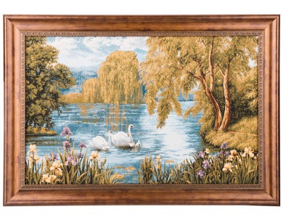 Гобеленовая картина "лебединая семья" 63х44см. (404-324-30) 