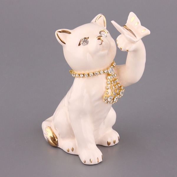 Фигурка "кошка с бабочкой белая" 8*6 см.высота=12 см. Hangzhou Jinding (D-98-1152) 