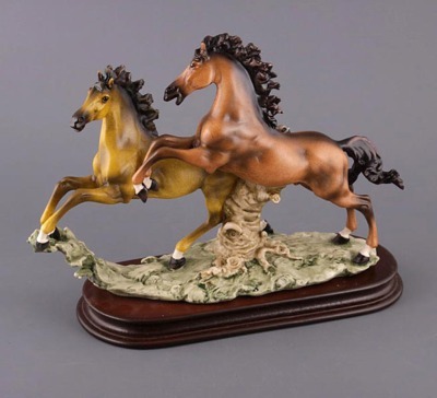 Статуэтка "пара лошадей" длина=35 см P.n.ceramics (431-029) 